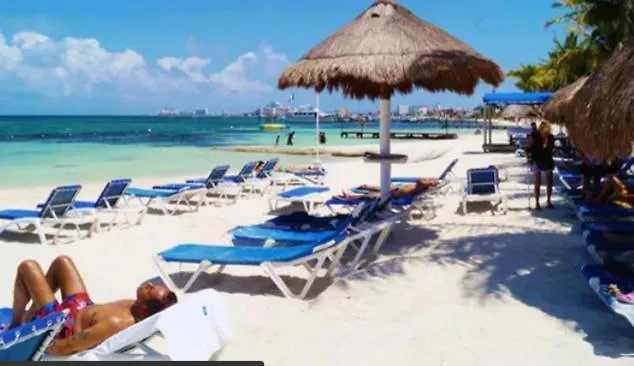 Arena Room Cancun Aparthotel